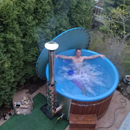 Katka Semesterbostad Dolny Kubin